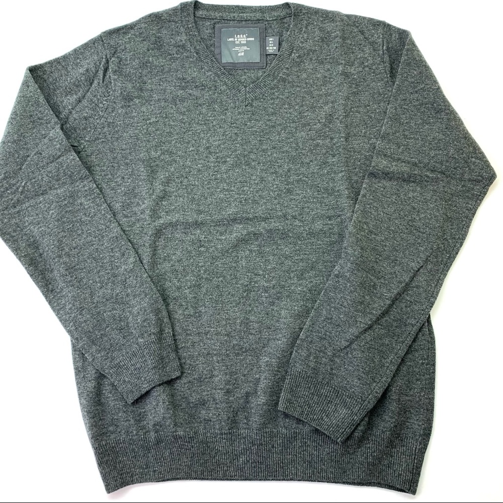 H&M V-Neck Pullover Sweater for Men - Gray, Large